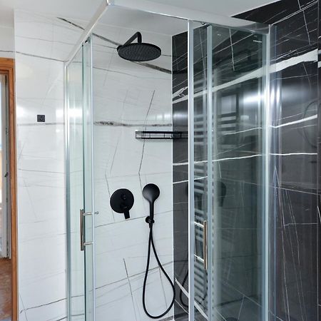 Apartments Radeljic โปดสตรานา ภายนอก รูปภาพ