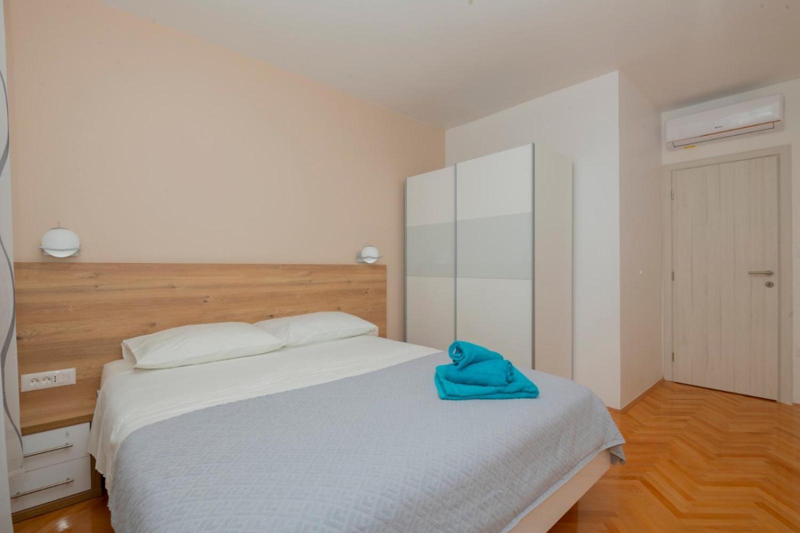 Apartments Radeljic โปดสตรานา ห้อง รูปภาพ